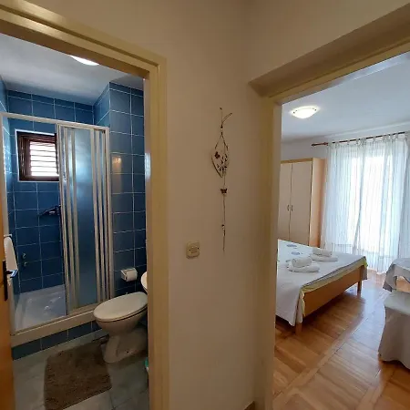 Rahela Apartment