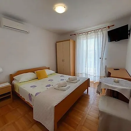 Rahela Apartamento *